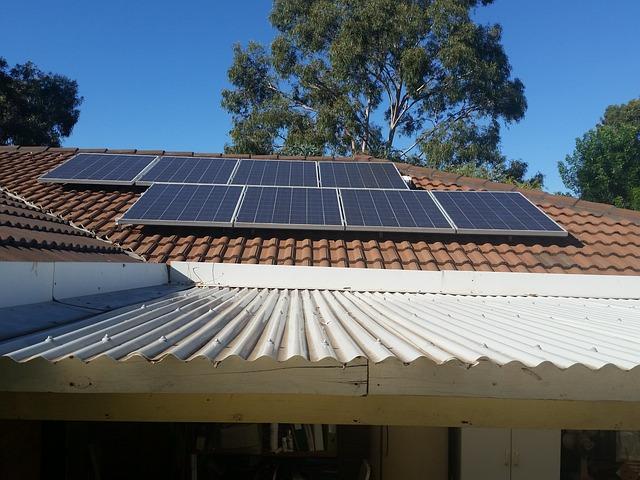 Jak zajistit správnou údržbu fotovoltaických panelů?